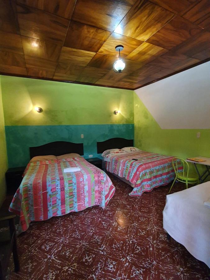 Hotel Kasa Kamelot Central Quetzaltenango Kültér fotó