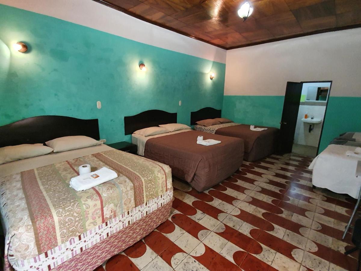 Hotel Kasa Kamelot Central Quetzaltenango Kültér fotó